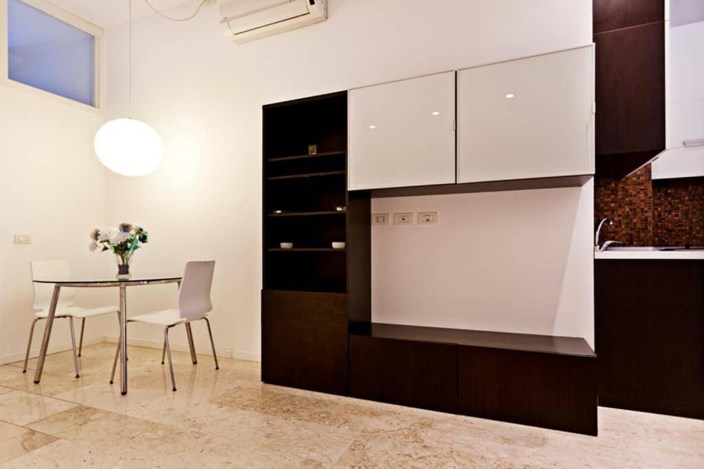 Appartamento Milan Downtown - The Flat Esterno foto