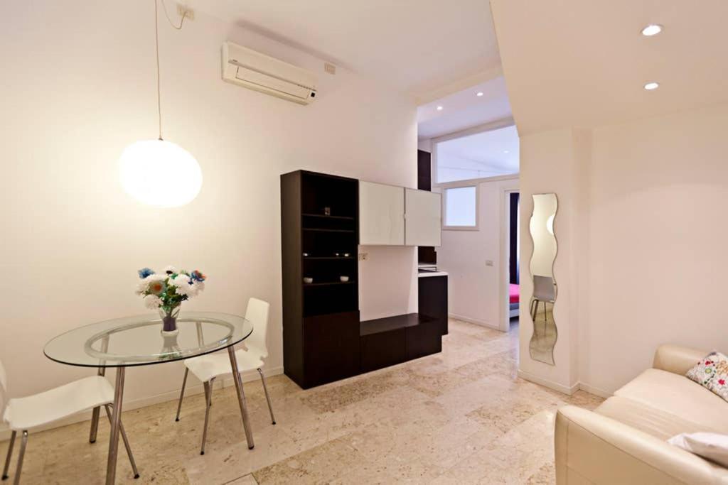 Appartamento Milan Downtown - The Flat Esterno foto